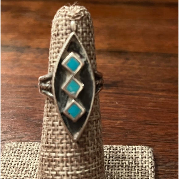 Native American Jewelry - Native American vintage detailed sterling silver w/ turquoise – gently loved! 💕